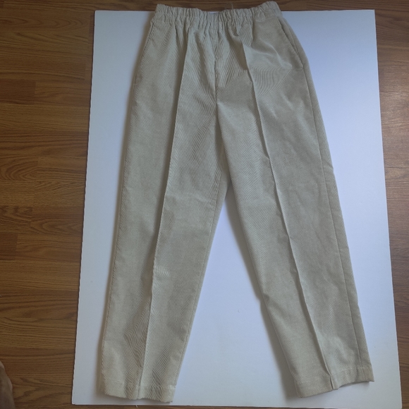 Nico's, Nicholson & Nicholson Elasticated Cream Pants, size 40 - Picture 13 of 16